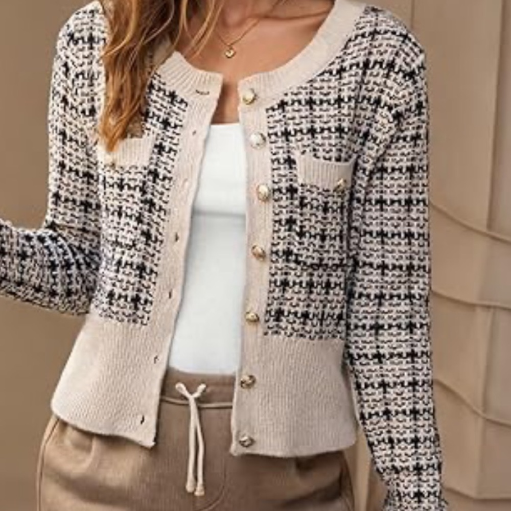 Chic Black and White Tweed Cardigan Size XL